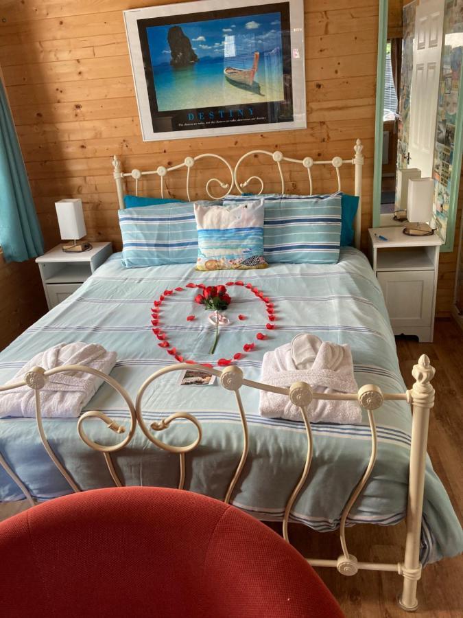Sherpai Lodge แฮร์นเบย์ ภายนอก รูปภาพ